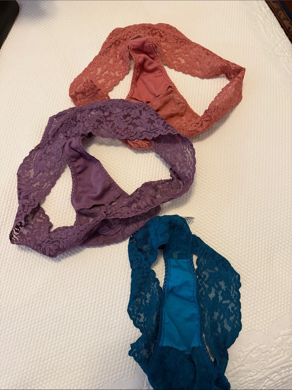 NWOT Hanky Panky Lace Thong Original Rise - Picture 6 of 6